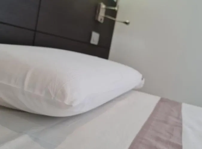 Il Vascello Πανσιόν 4*