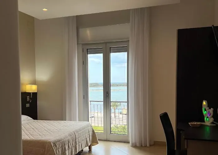 Il Vascello Porto Cesareo