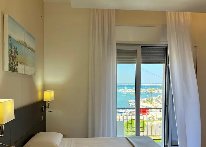 Il Vascello 4* Porto Cesareo