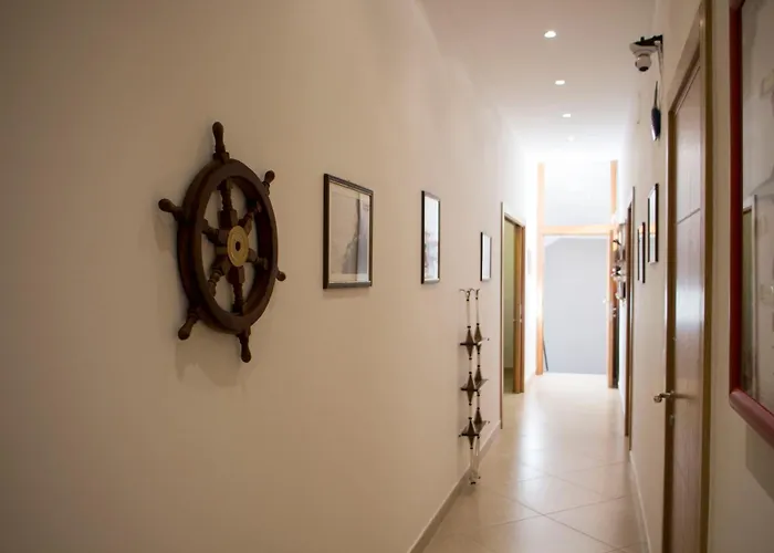 Il Vascello Πανσιόν 4*