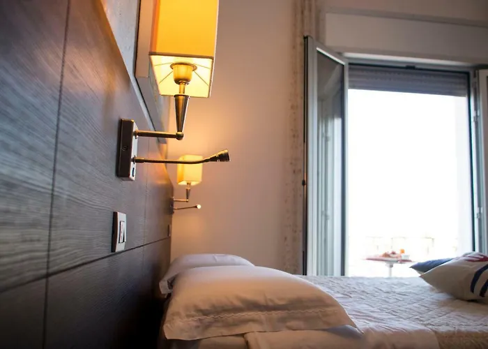 Il Vascello Πανσιόν Porto Cesareo