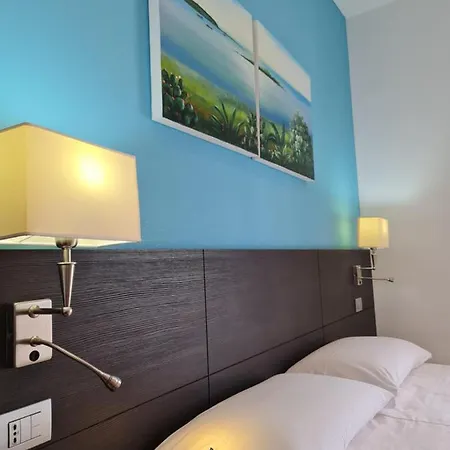 Il Vascello Penzion 4*