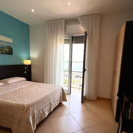 Il Vascello Penzion Porto Cesareo